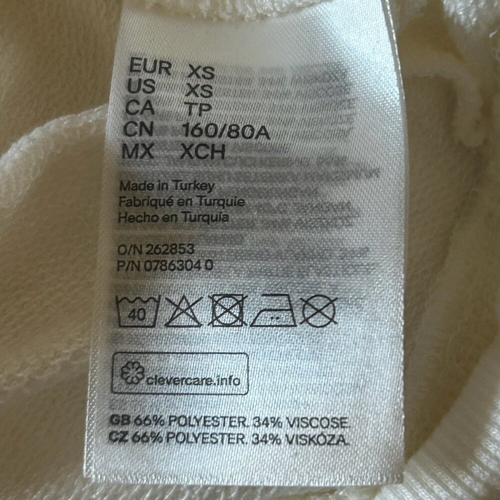 NWOT H&M Very Soft Basics Relaxed Loose Fit White Crewneck Top Sweatshirt - Picture 4 of 7
